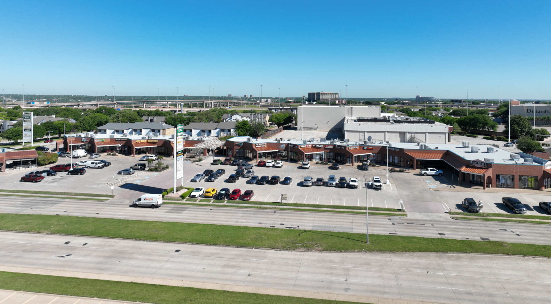 Overton Ridge at Hulen, 4922-4974 Overton Ridge Blvd